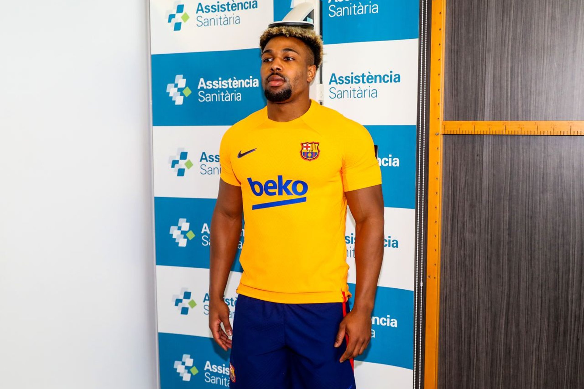 Barcelona anuncia la llegada de Adama Traoré