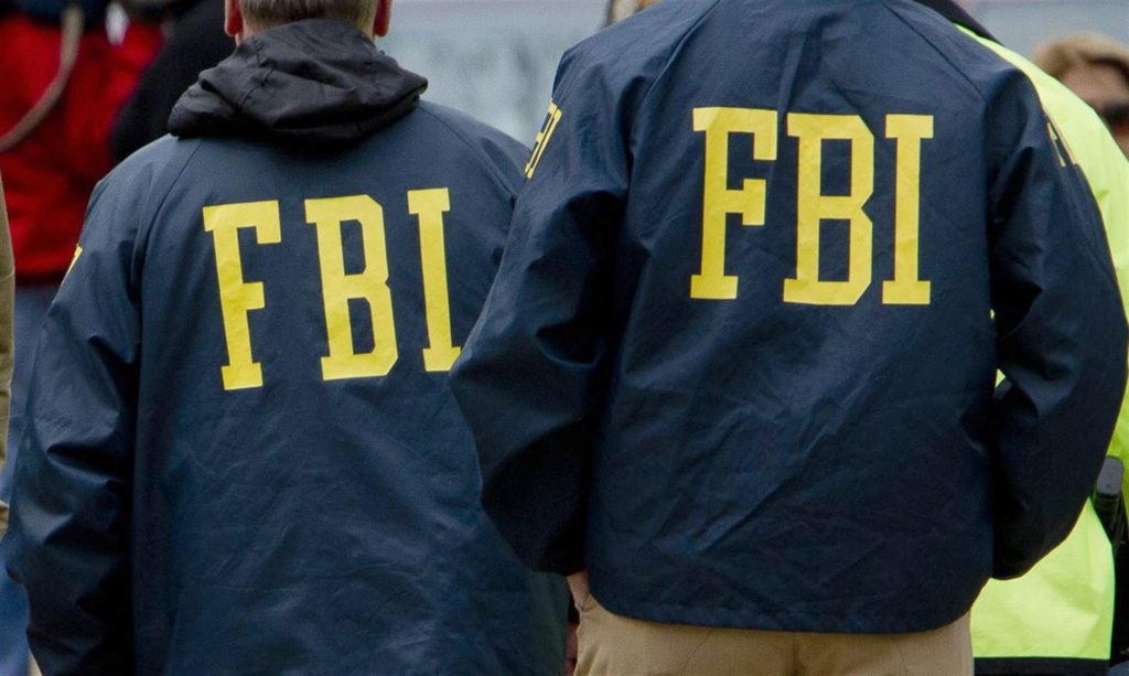 FBI detiene a cinco personas acusadas de planear un “ataque terrorista” en California
