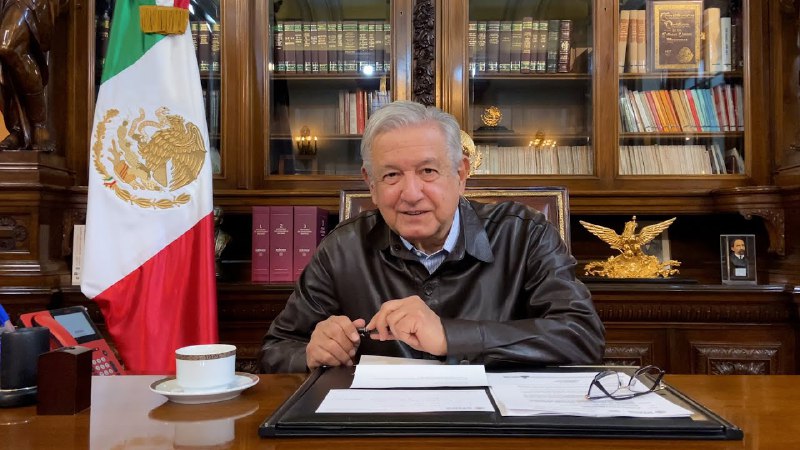 “Voy saliendo del COVID-19”, afirma López Obrador