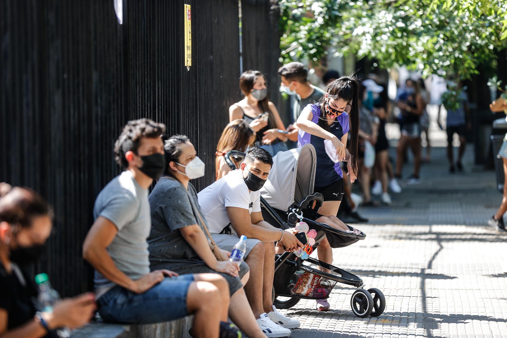 Casos por COVID-19 en Argentina no paran: suman más de 110 mil contagios en 24 horas Casos por COVID-19 en Argentina no paran: suman más de 110 mil contagios en 24 horas