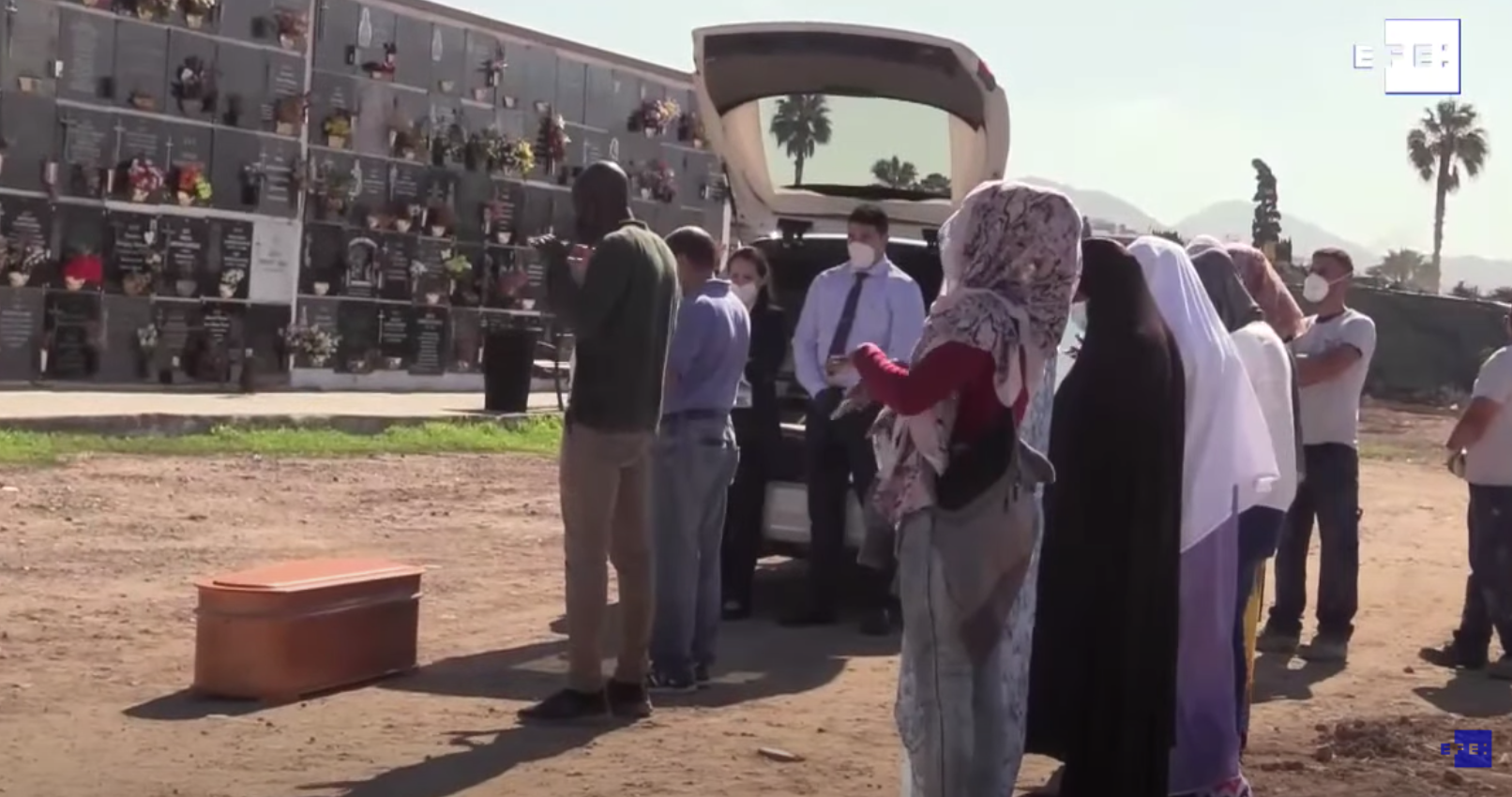 Uno de 4.016, el último adiós de Mohamed