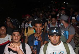 Primera caravana migrante del año en Chiapas sale desde Tapachula. Foto de EFE