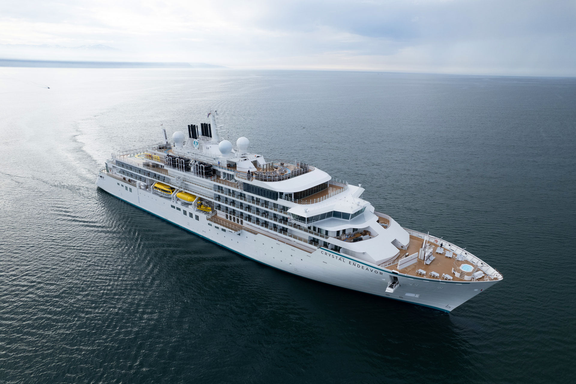 Crystal suspende sus cruceros por endeudamiento de su casa matriz Crystal suspende sus cruceros por endeudamiento de su casa matriz