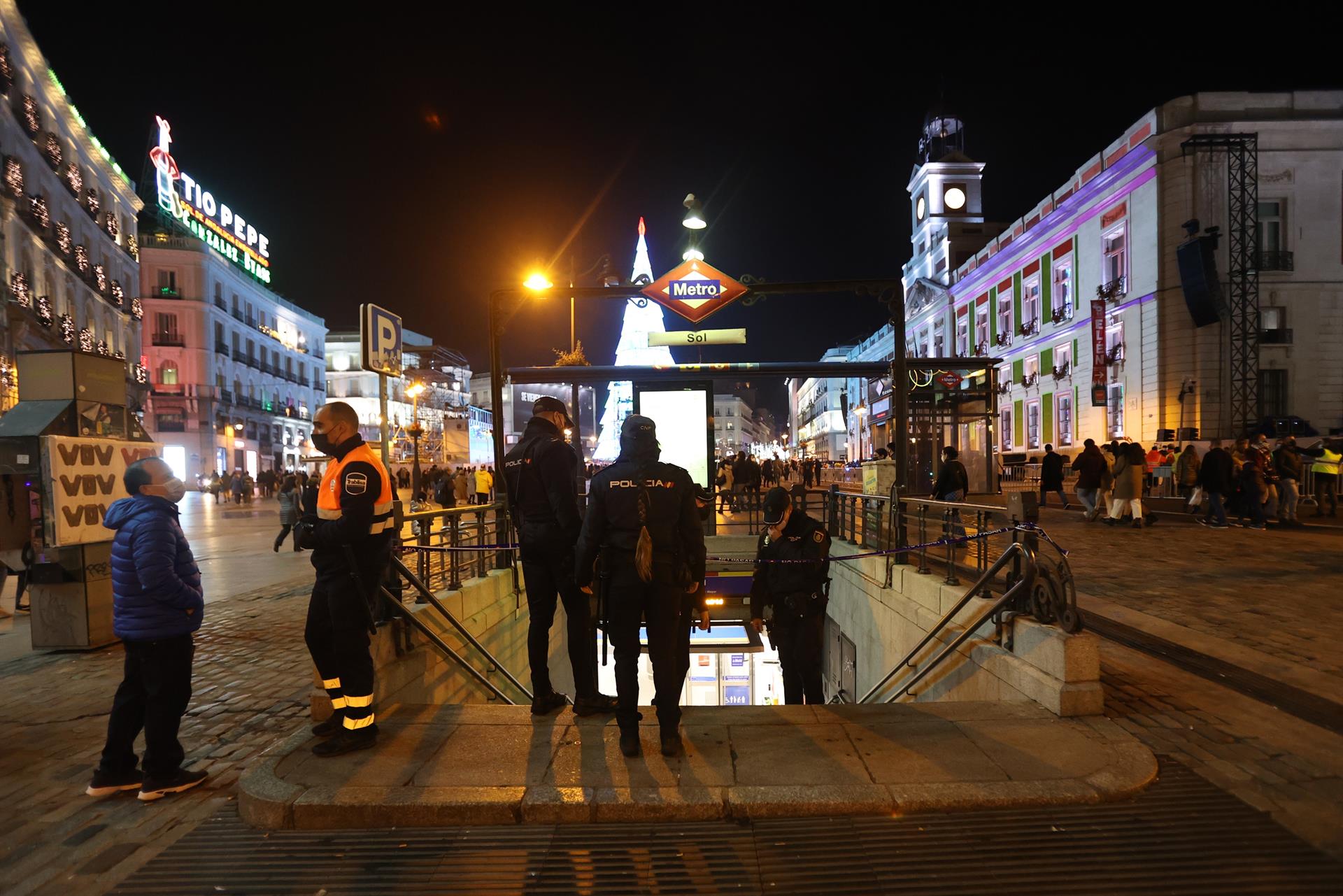 Bajan contagios por COVID-19 en España, pero aumentan hospitalizaciones