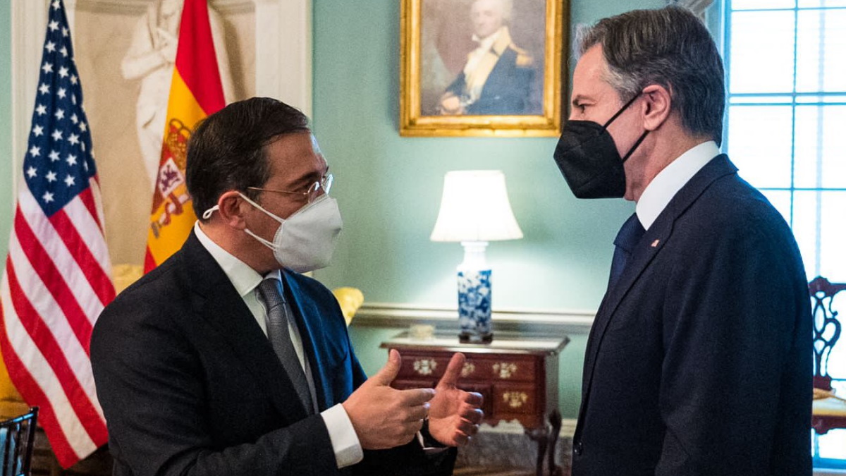 España reitera ante EE.UU. su compromiso con aliados en plena crisis con Rusia España reitera ante EE.UU. su compromiso con aliados en plena crisis con Rusia