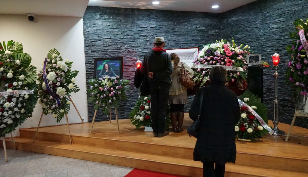 Realizan funeral de la periodista Lourdes Maldonado entre exigencias de justicia - funeral-lourdes-maldonado-2-1024x588