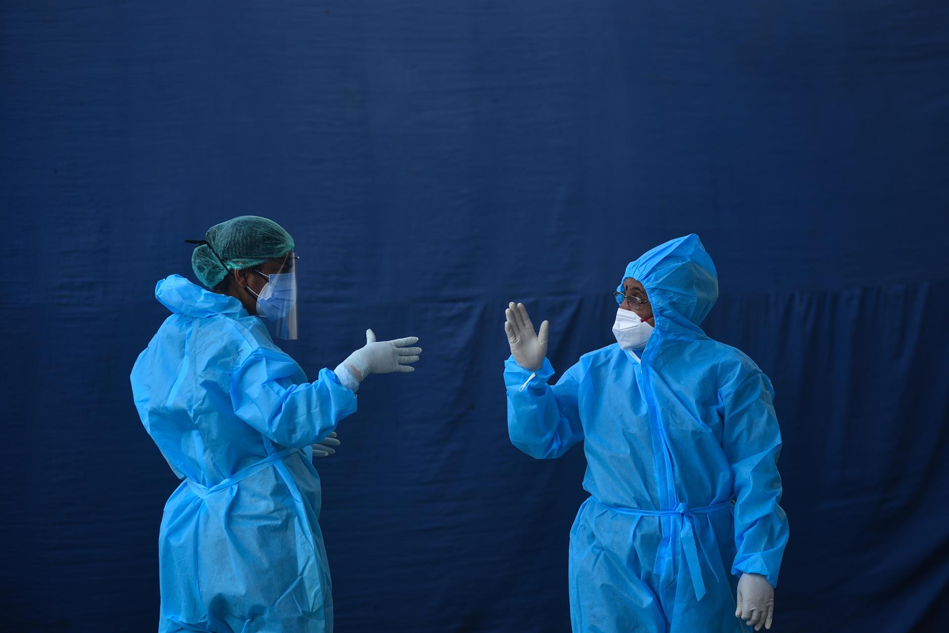 Ómicron gana terreno y ya concentra casi un 72 % de los casos globales Ómicron gana terreno y ya concentra casi un 72 % de los casos globales