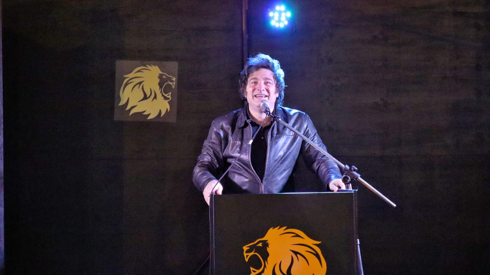 Diputado argentino rifa su sueldo entre más de un millón de participantes