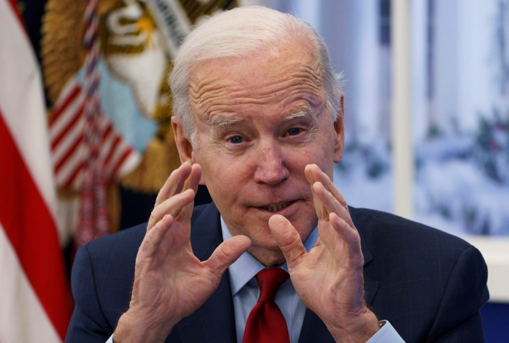 Biden ordena a aseguradoras cubrir ocho pruebas caseras por persona - joe-biden-1024x690