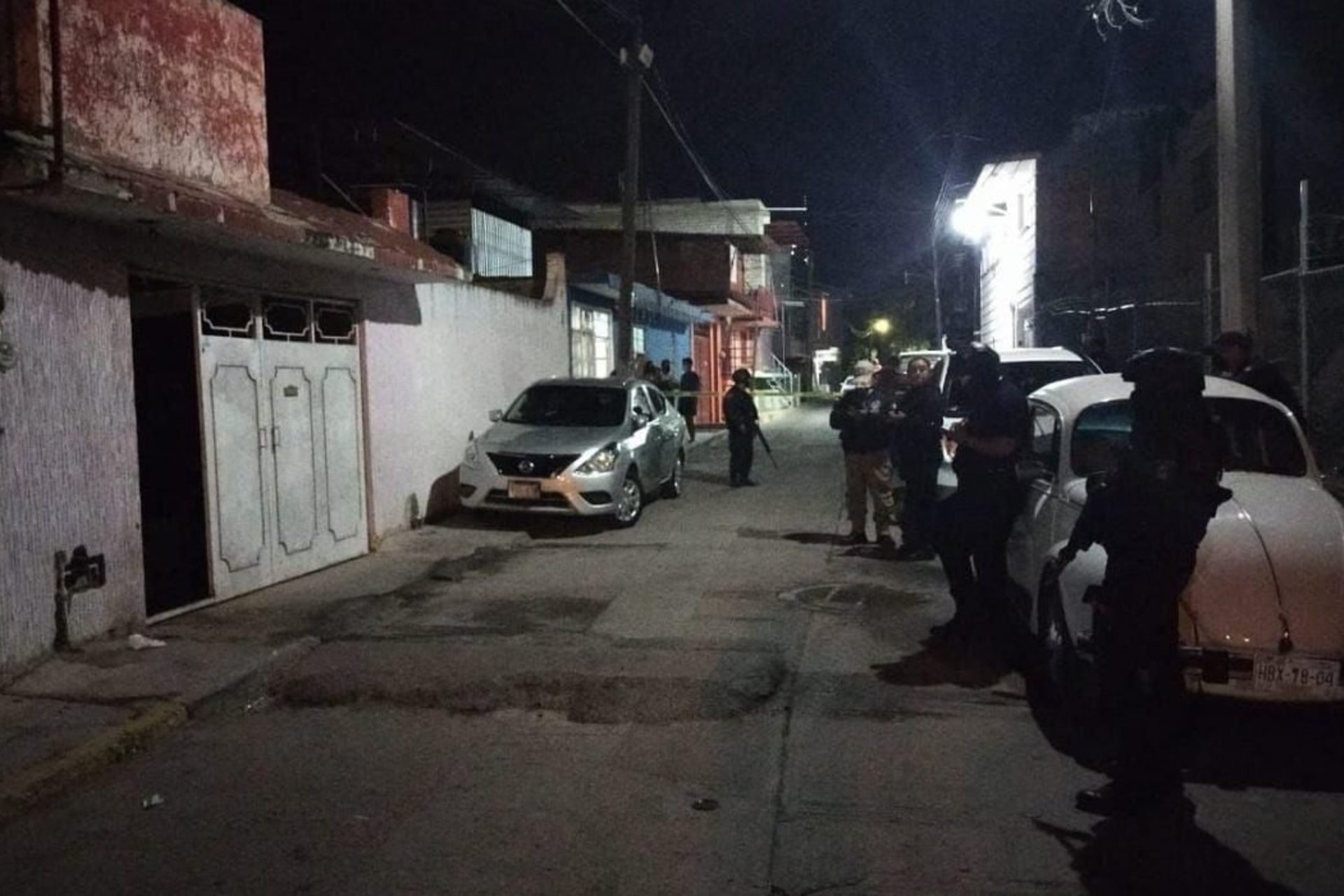Golpean y queman a tres jóvenes en Guerrero; hay un muerto
