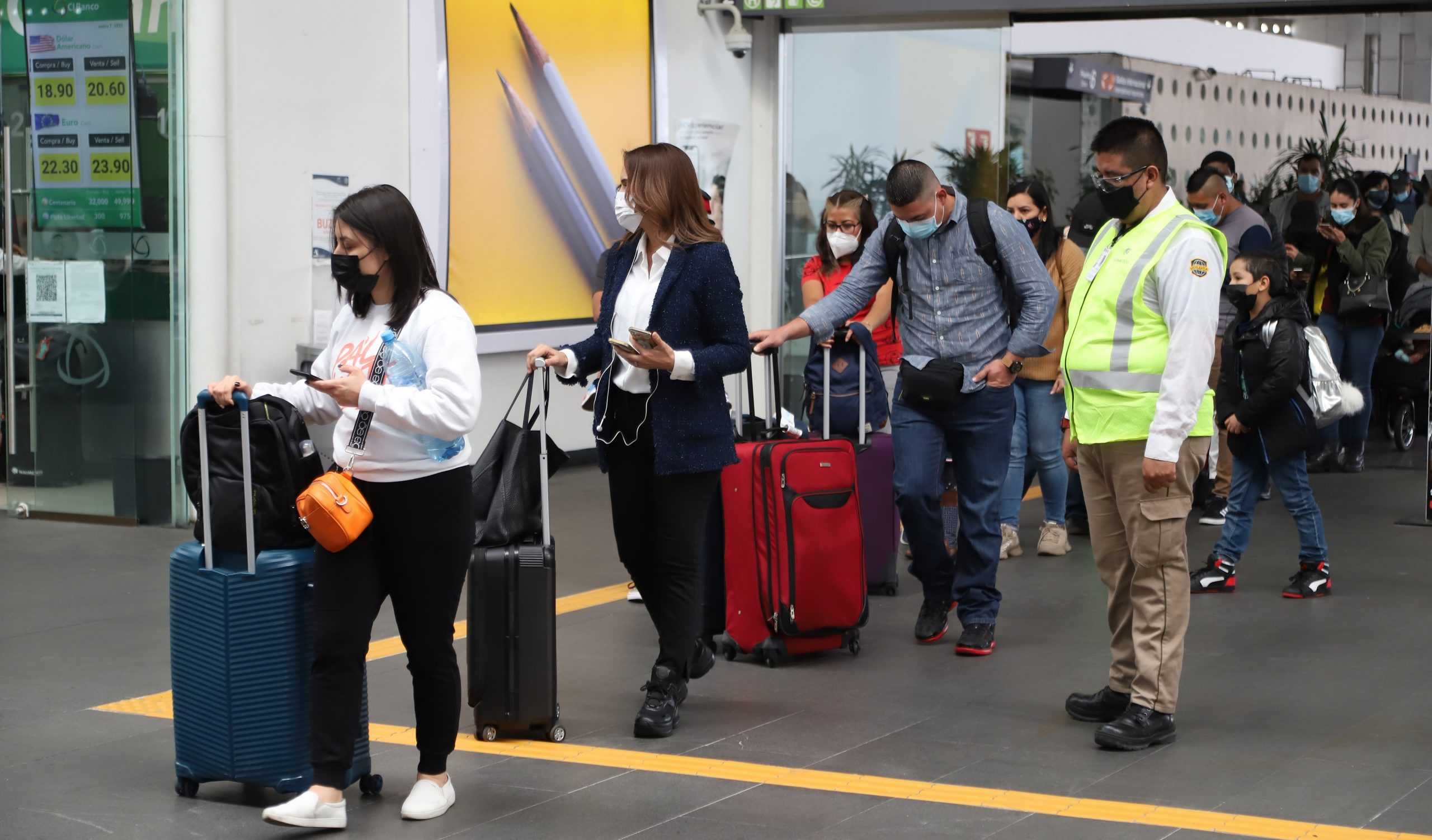 México llegó a 87 millones de viajeros aéreos entre enero y octubre México llegó a 87 millones de viajeros aéreos entre enero y octubre