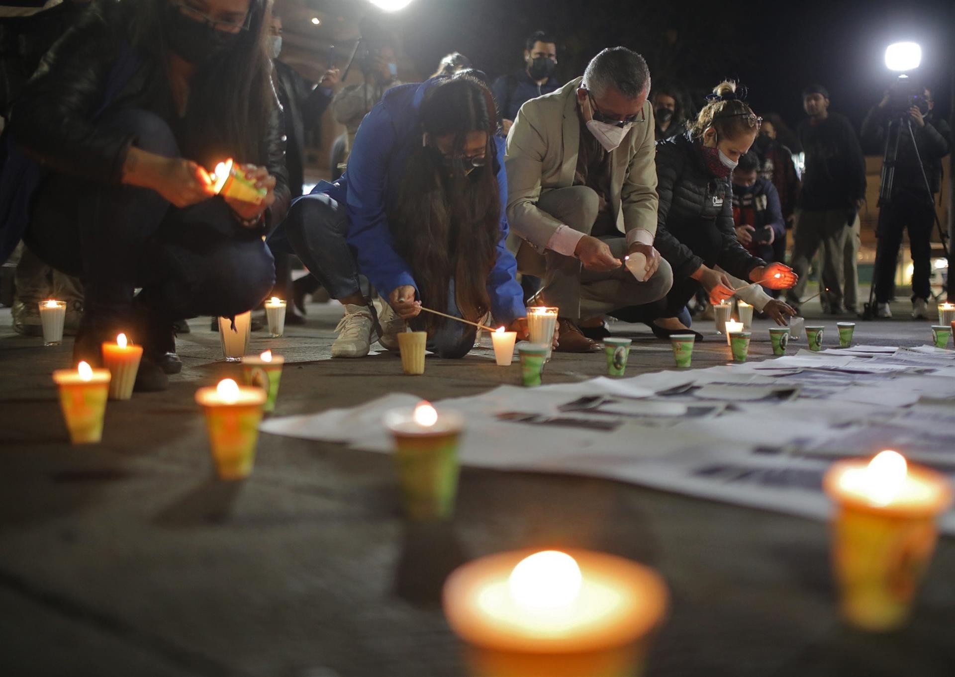 Periodistas mexicanos gritan “basta” a la violencia contra el gremio