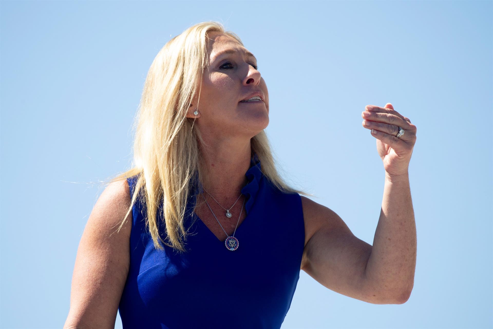 Twitter cancela cuenta de legisladora en EE.UU. por desinformar sobre COVID-19