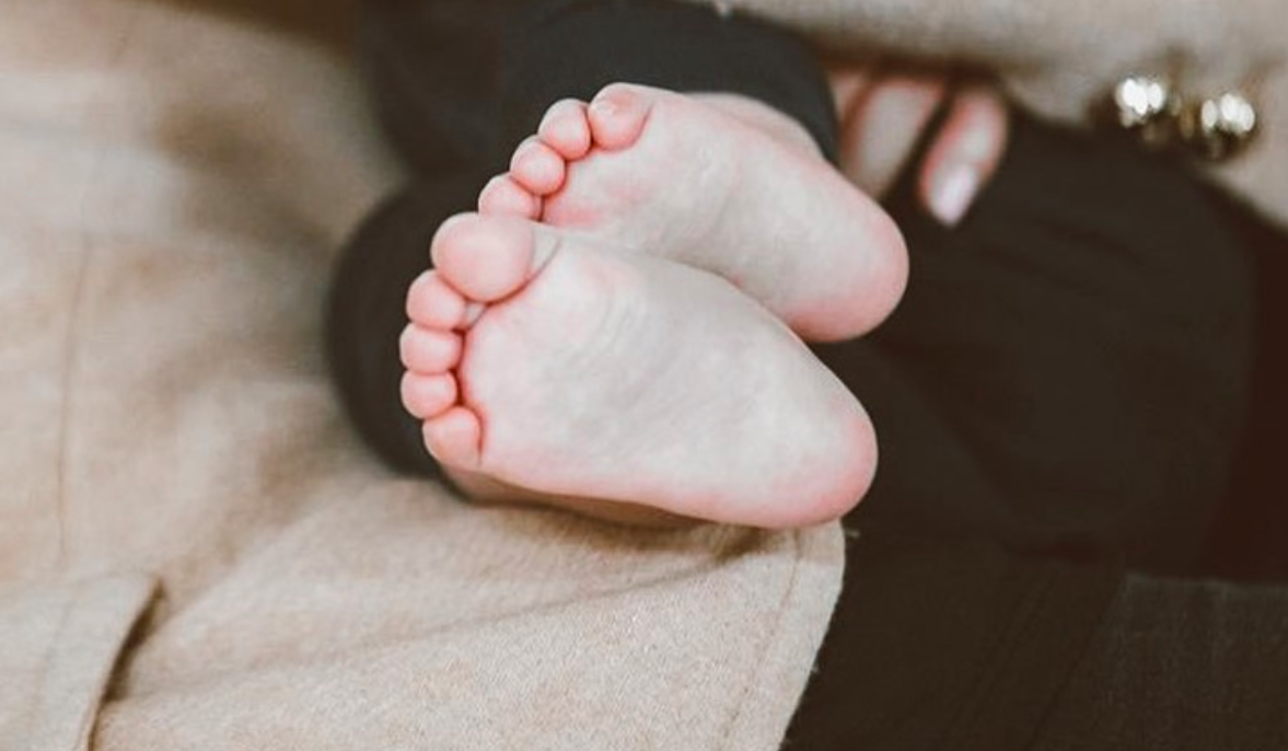 Piden investigar a Mariana Rodríguez y Samuel García tras sustracción de un menor del DIF