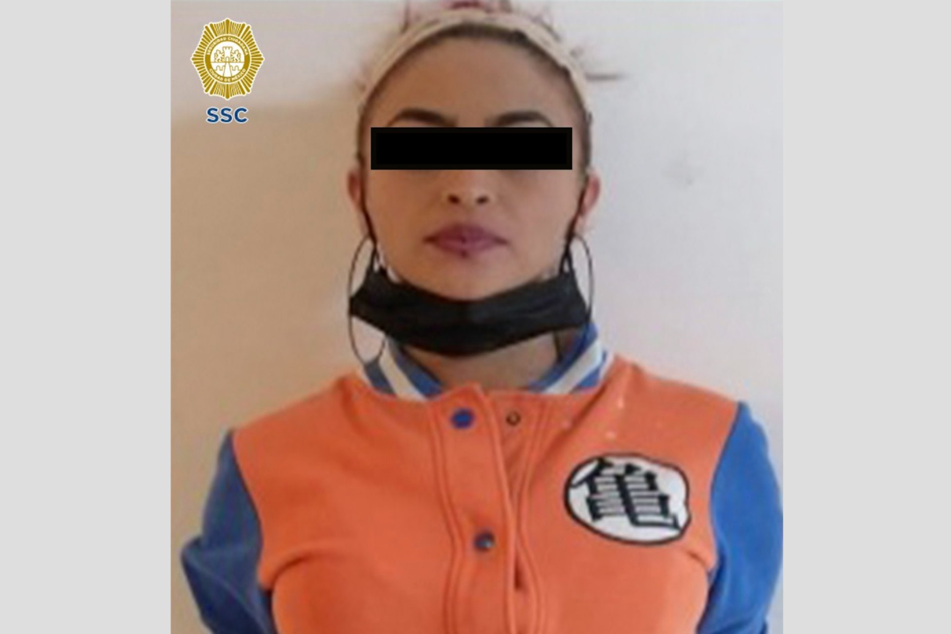 Capturan a mujer que intentó extorsionar a sacerdote en Coyoacán Capturan a mujer que intentó extorsionar a sacerdote en Coyoacán