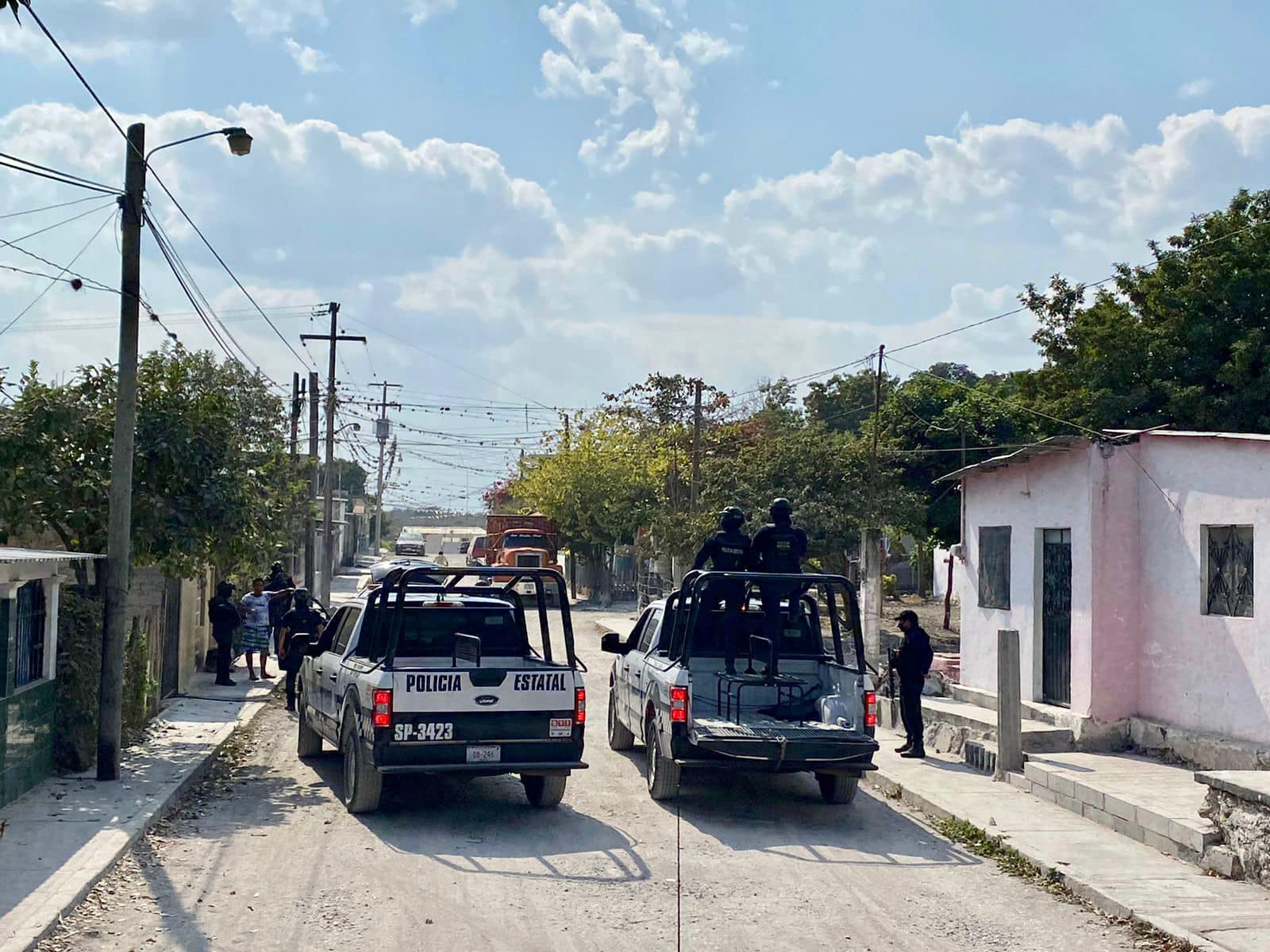 Detienen en Veracruz a 4 presuntos implicados en abandono de cuerpos en carretera