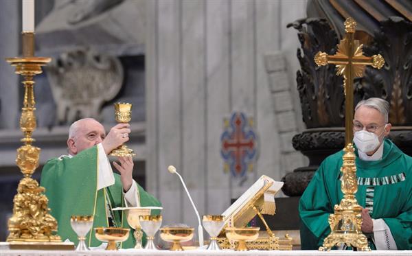 Papa Francisco otorga, por primera vez a mujeres, el ministerio de lector y catequista