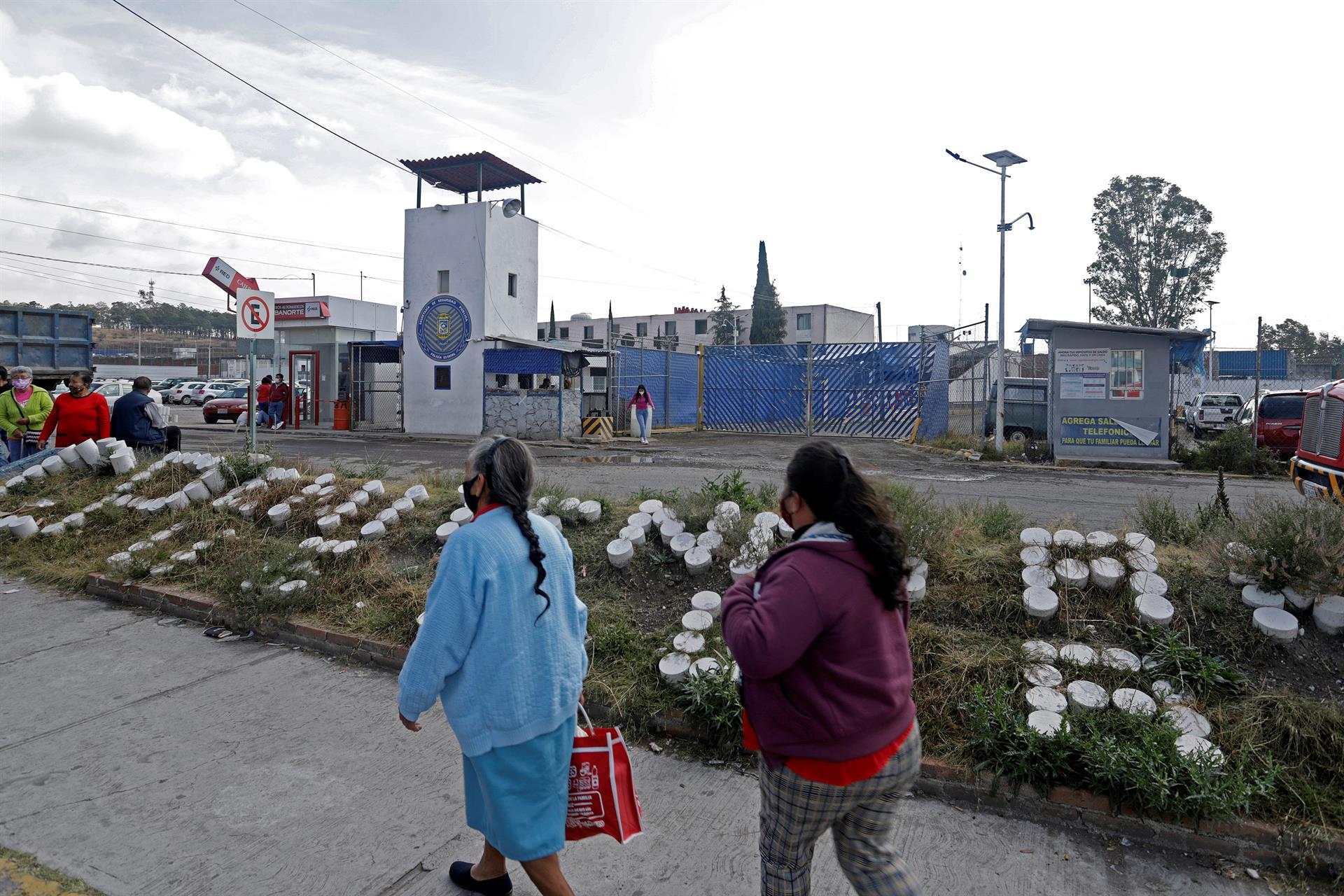 Vinculan a proceso a cinco por introducir cadáver de menor a penal de Puebla