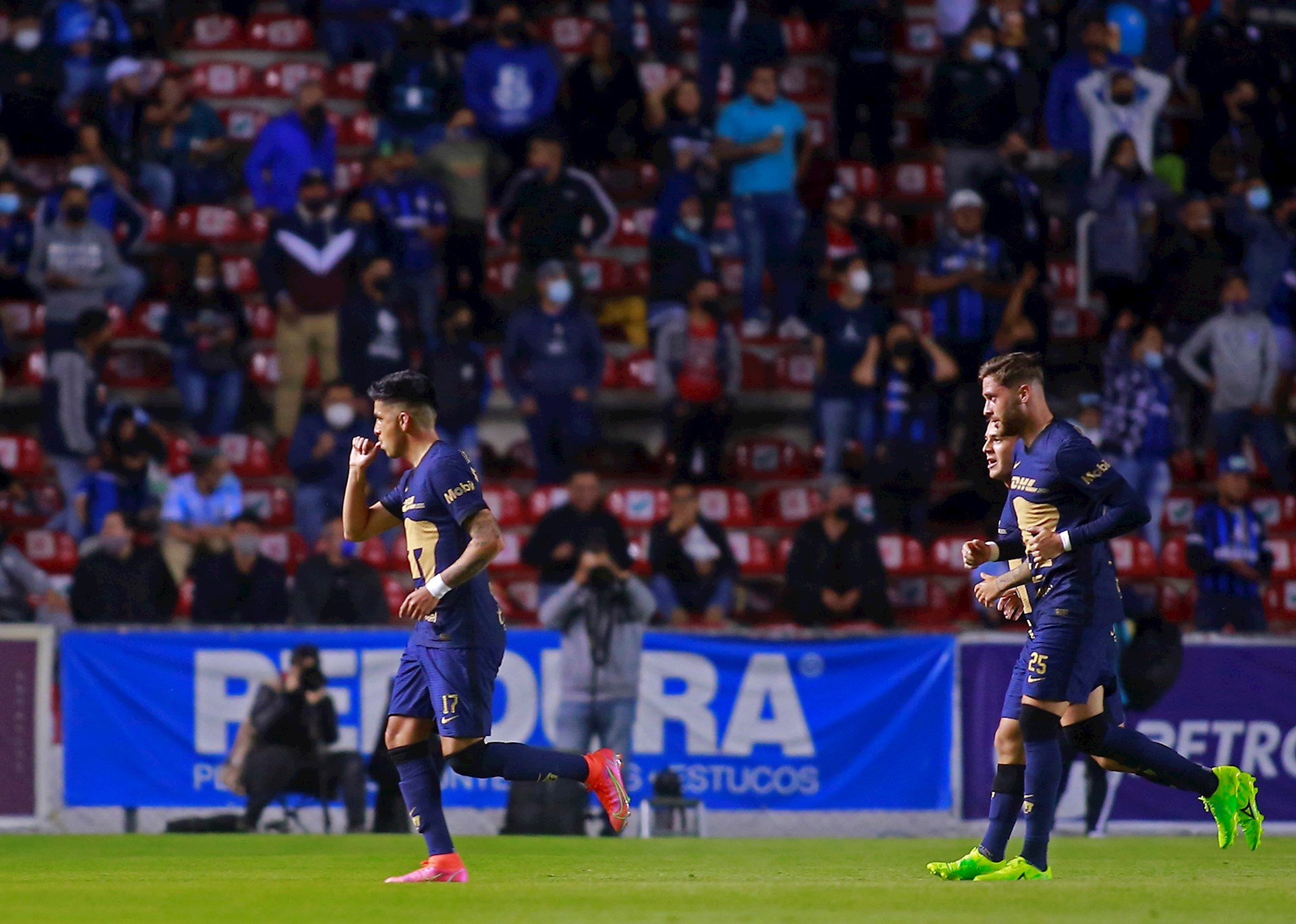 Pumas derrota a Querétaro y afianza el liderato en el Clausura 2022
