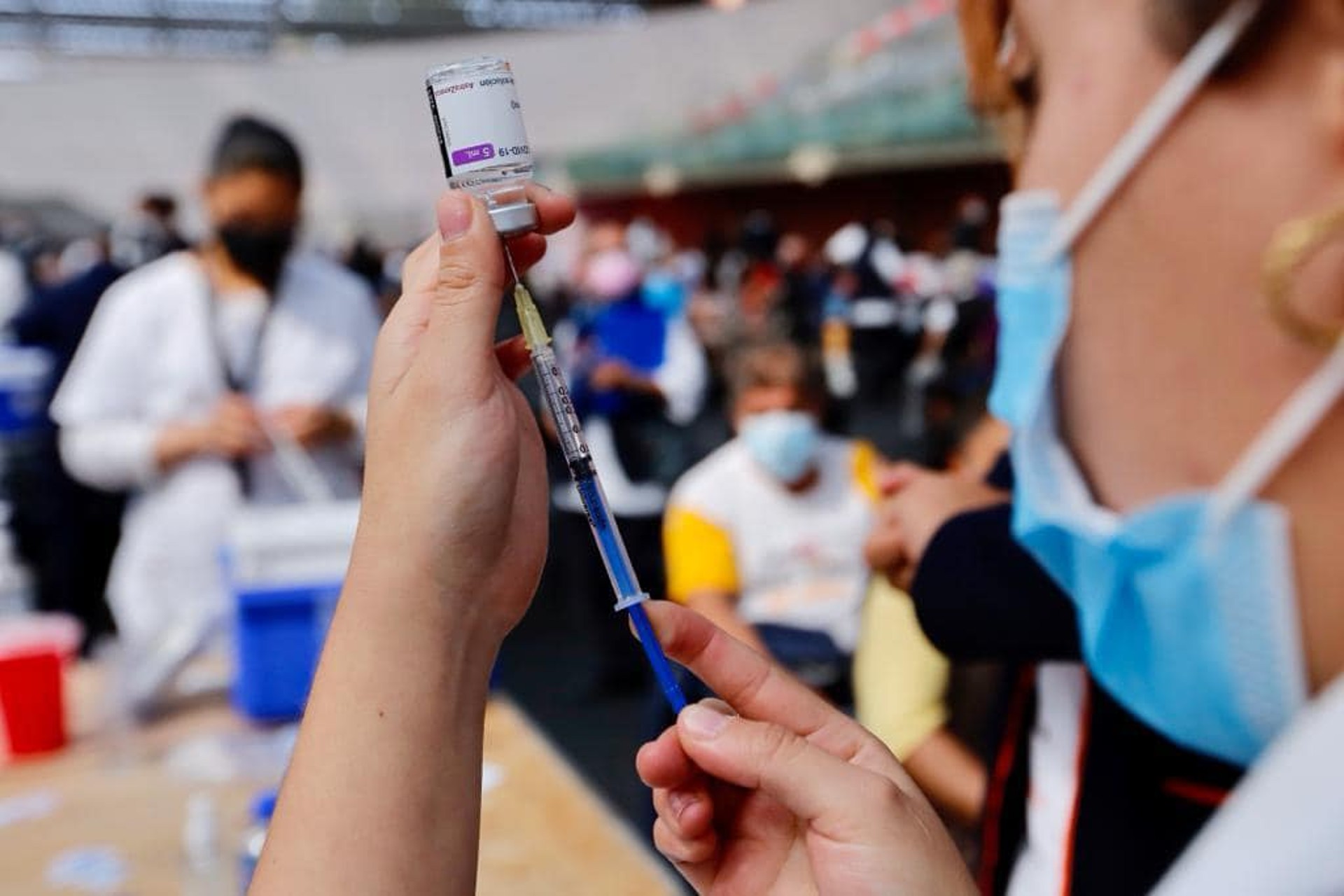 CDMX: Aplicarán refuerzo anticovid a personas de 40 a 49 años a partir del 31 de enero CDMX: Aplicarán refuerzo anticovid a personas de 40 a 49 años a partir del 31 de enero