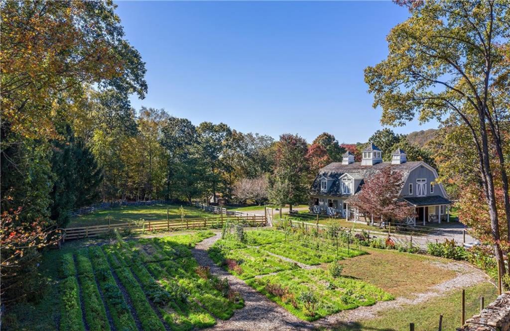 La mansión del actor Richard Gere en venta por 28 millones dólares - richard-gere-mansion-7-1024x666