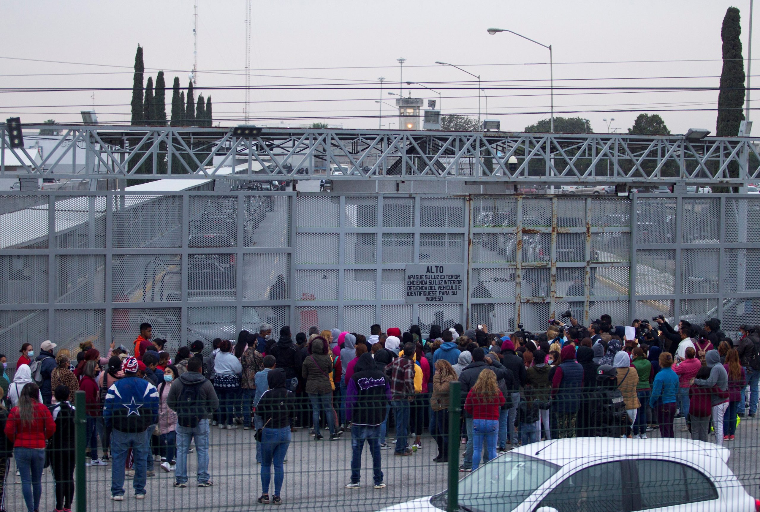 Aumenta a 56 el número de heridos por riña en penal de Apodaca
