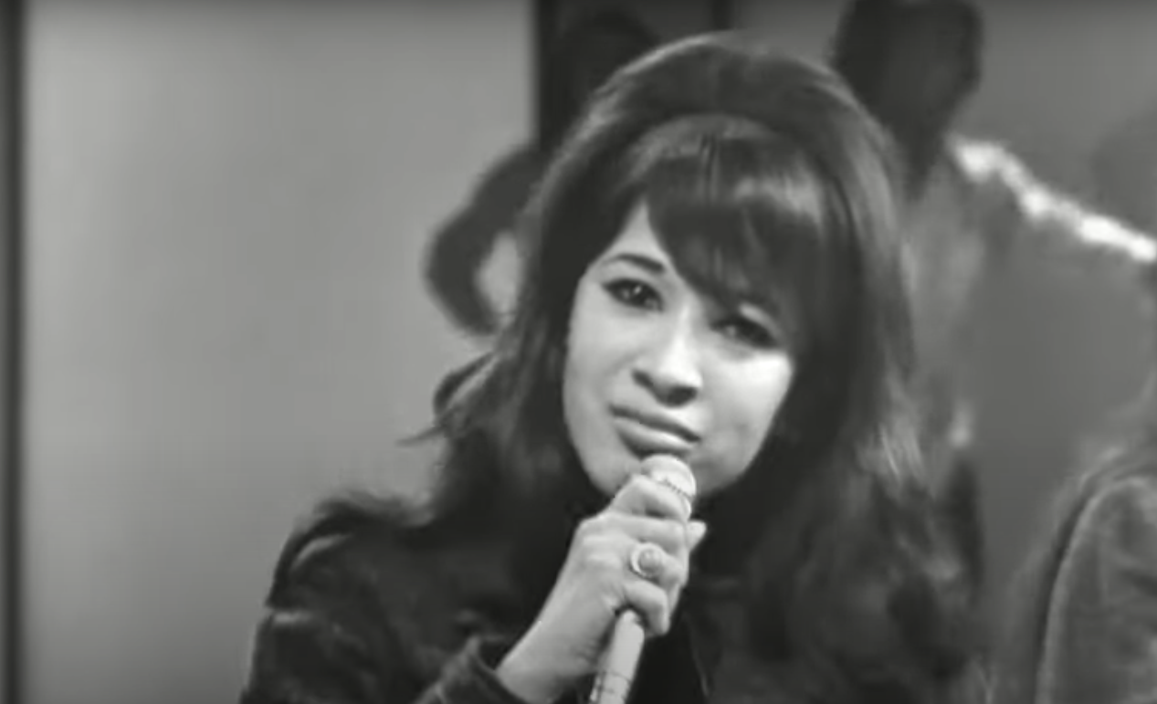 Lead Singer Of The Ronettes