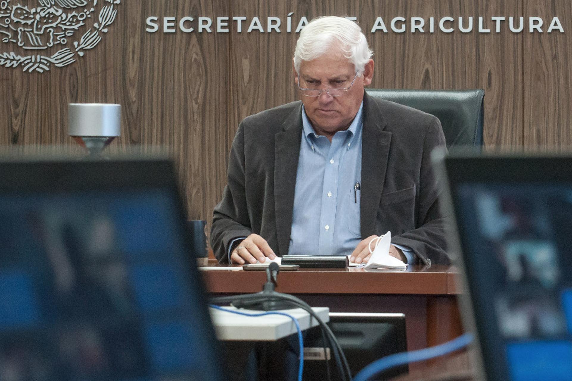 Víctor Villalobos, titular de Sader, dio positivo a COVID-19