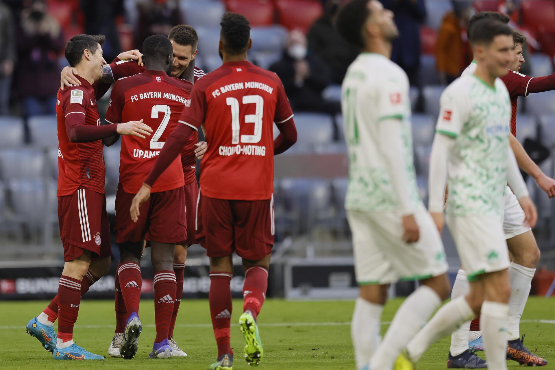 Robert Lewandowski acude al rescate del Bayern Múnich