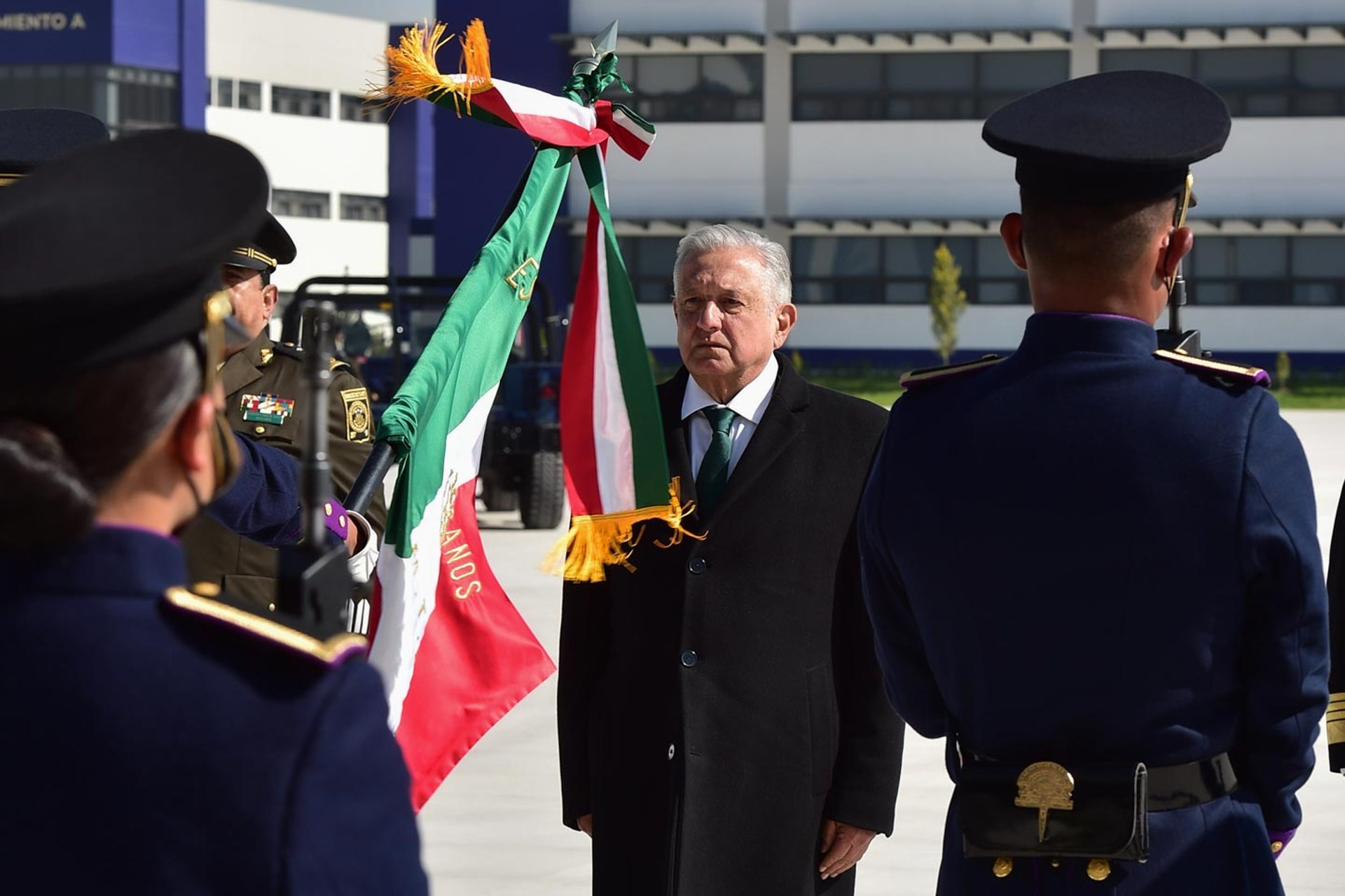Sin apoyo de Fuerzas Armadas, no podría avanzar el desarrollo de México: AMLO Sin apoyo de Fuerzas Armadas, no podría avanzar el desarrollo de México: AMLO