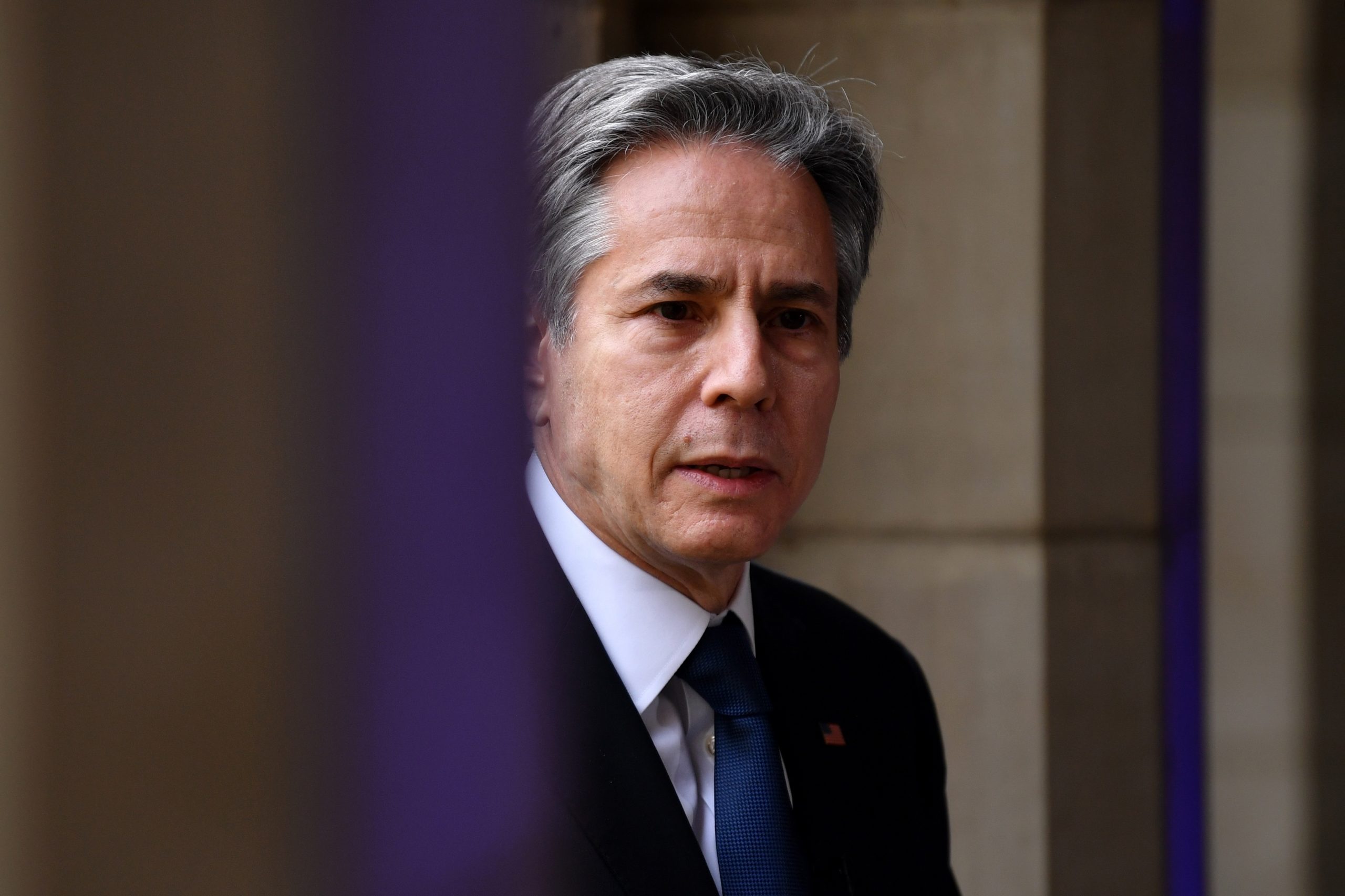 Blinken asegura que China busca dominar militar y económicamente al mundo