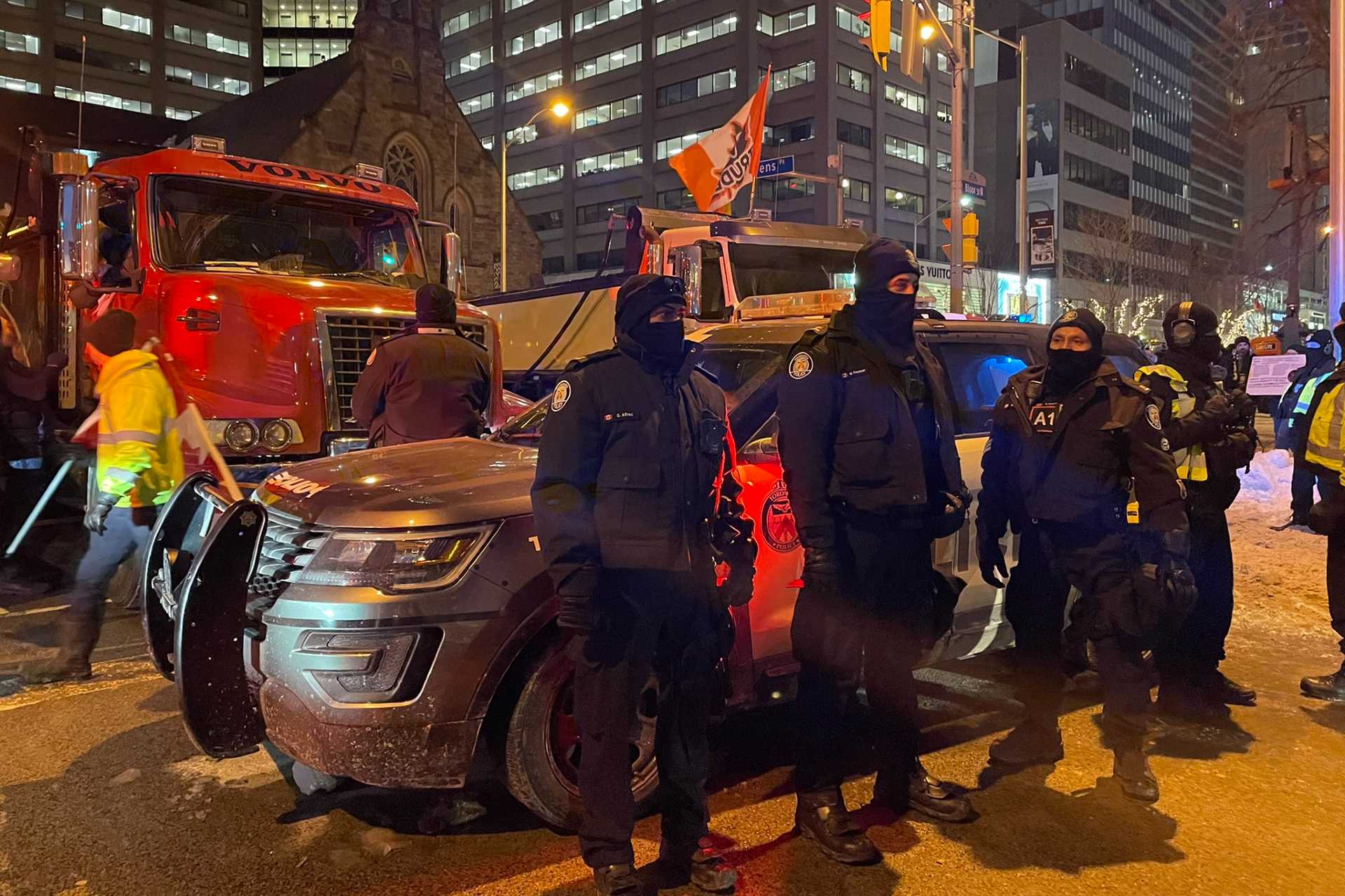 Bloqueo de camioneros antivacunas en cruce fronterizo con EE.UU. amenaza economía de Canadá: Trudeau Bloqueo de camioneros antivacunas en cruce fronterizo con EE.UU. amenaza economía de Canadá: Trudeau