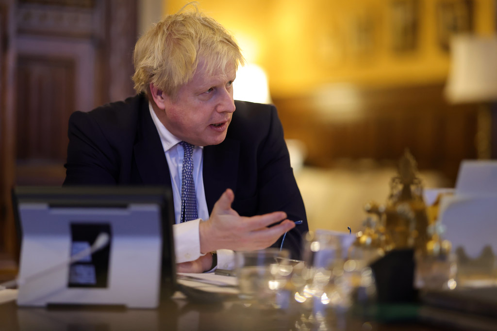 Boris Johnson califica de “muy peligrosa” la crisis ucraniana
