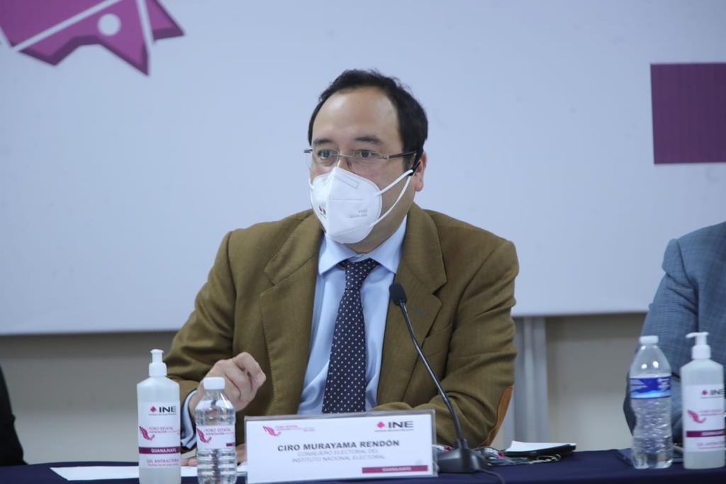 Negativa de Hacienda de entregar más recursos al INE, por consigna política: Ciro Murayama