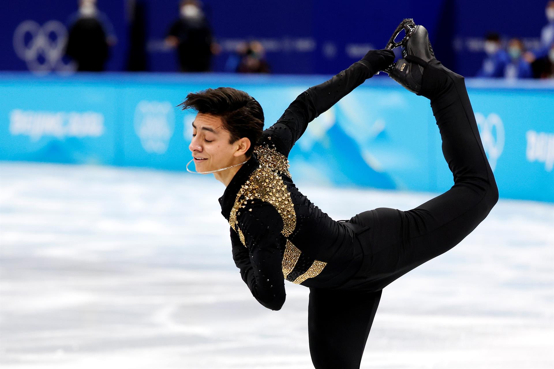 AMLO desea éxito a Donovan Carrillo en final del patinaje artístico de JJ.OO. de Invierno