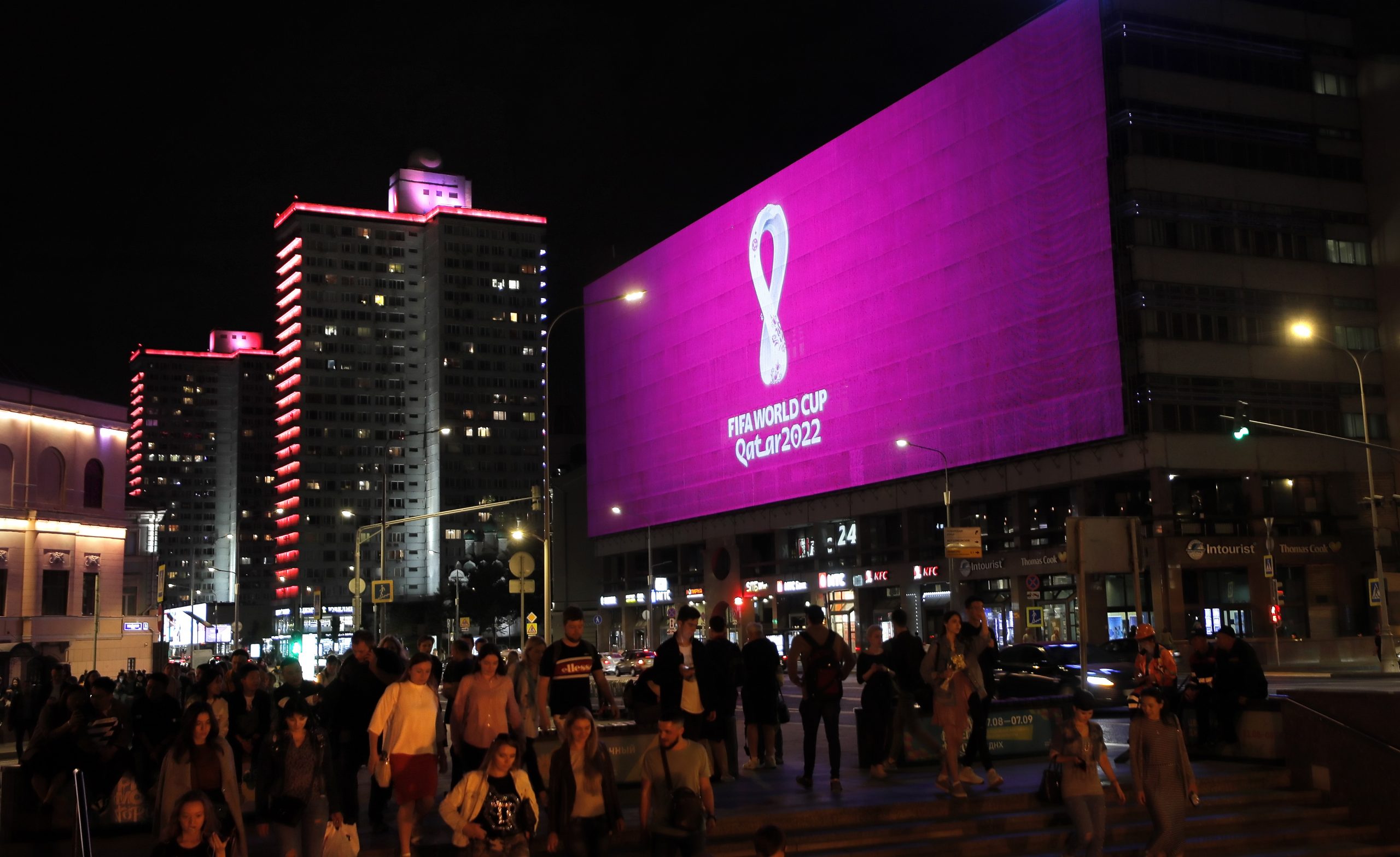 FIFA y UEFA suspenden a clubes y selecciones rusas de todas las competiciones, incluyendo Qatar 2022