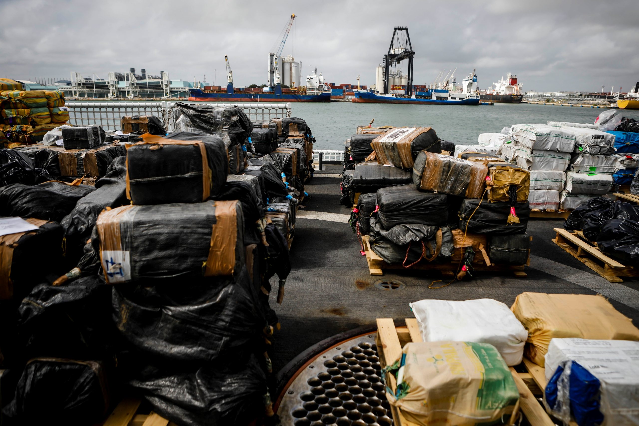 Guardia Costera confisca en Florida drogas por mil mdd Guardia Costera confisca en Florida drogas por mil mdd