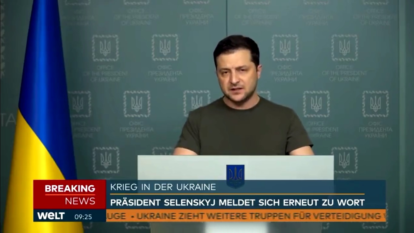 #Video Intérprete rompe en llanto al traducir mensaje de Zelenski #Video Intérprete rompe en llanto al traducir mensaje de Zelenski