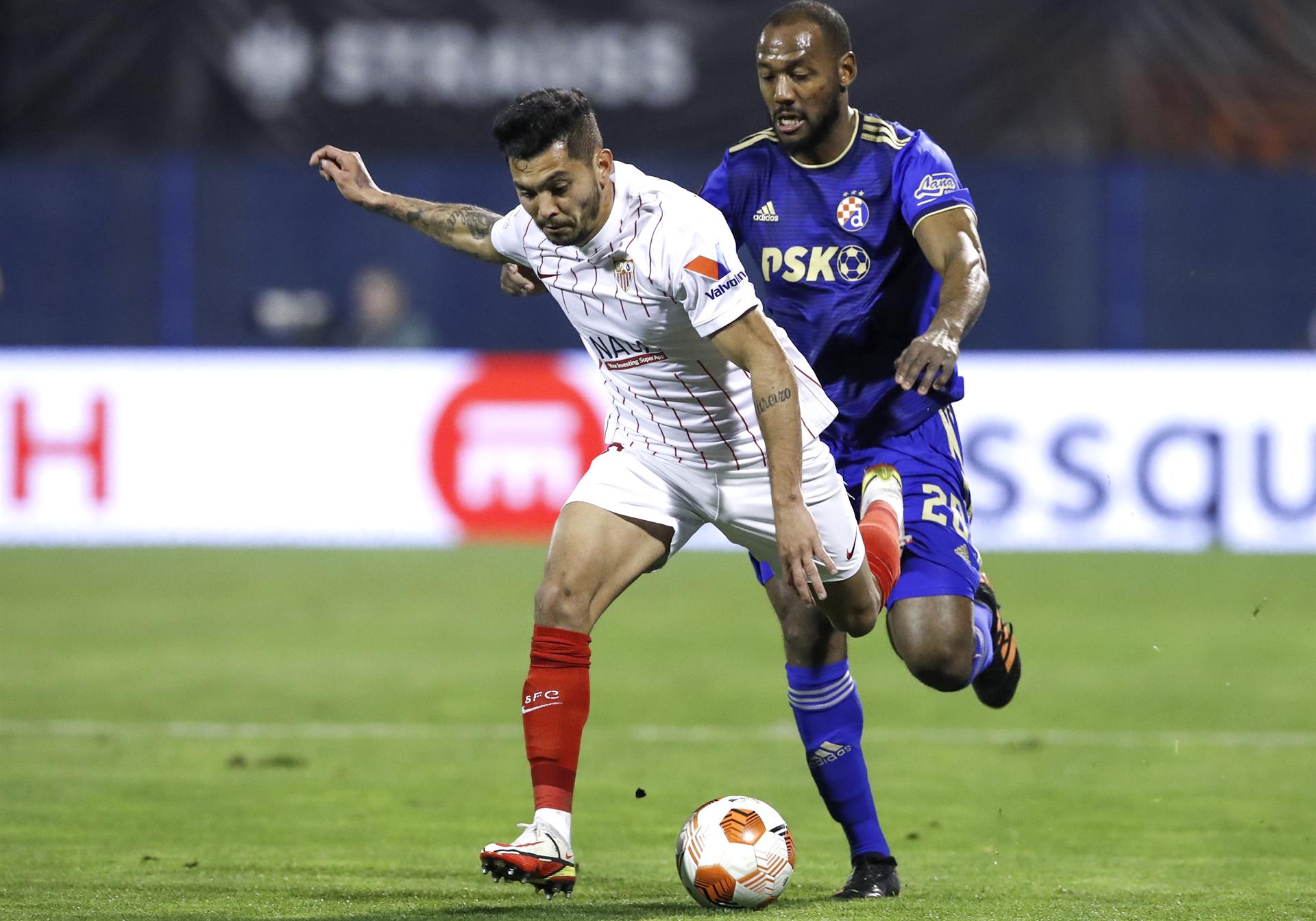 Alaban en España el rendimiento inmediato de ‘Tecatito’ Corona con Sevilla