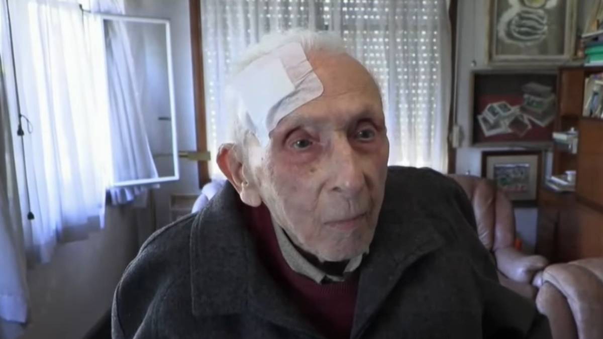 El pintor más viejo del mundo tiene 110 años