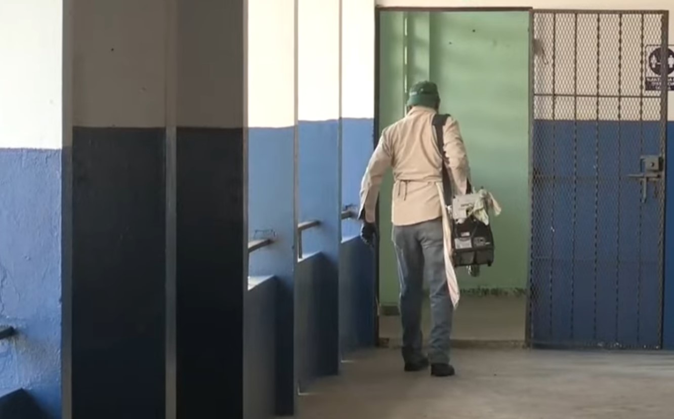 Panamá adecúa las escuelas para el regreso a clases presenciales tras 2 años