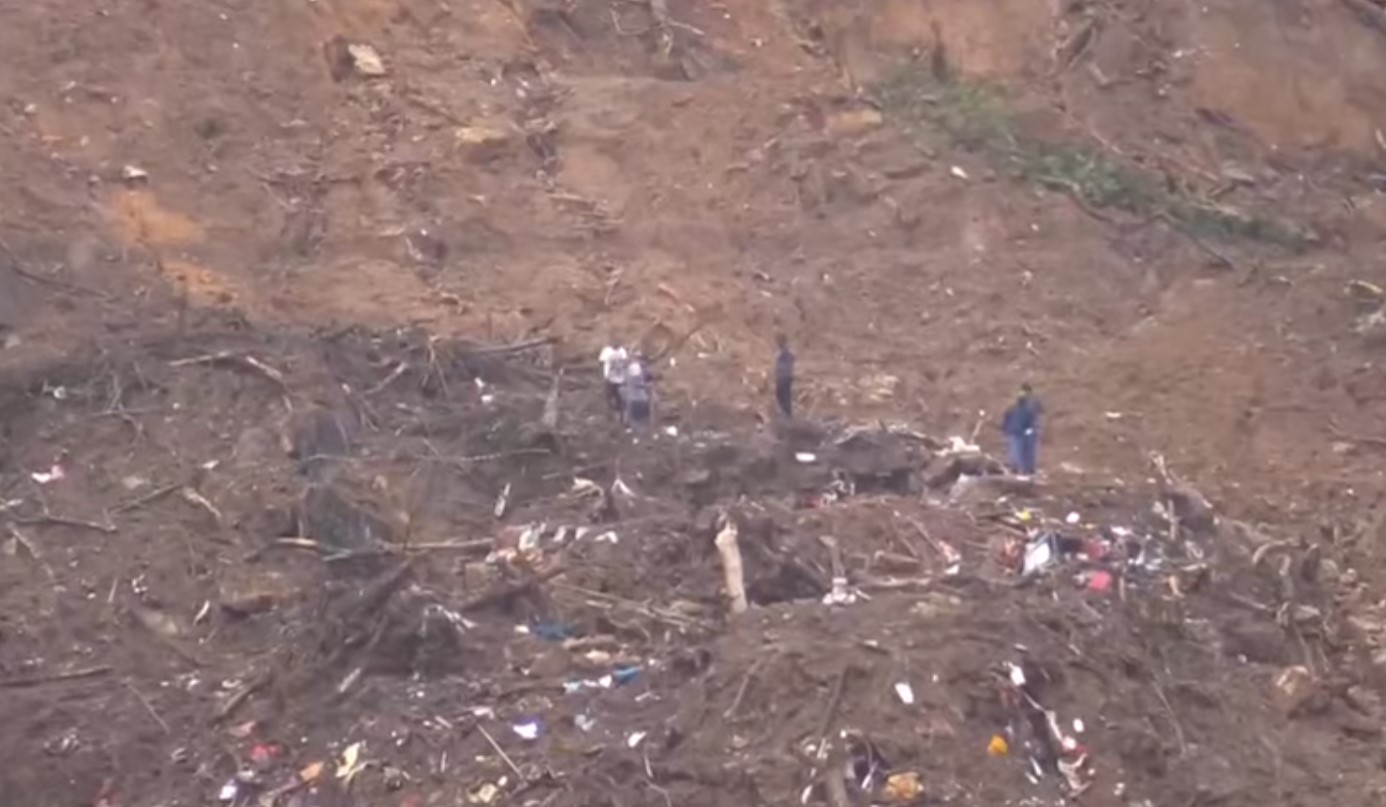 Tragedia climática ya deja 176 muerrtos en la ciudad brasileña de Petrópolis