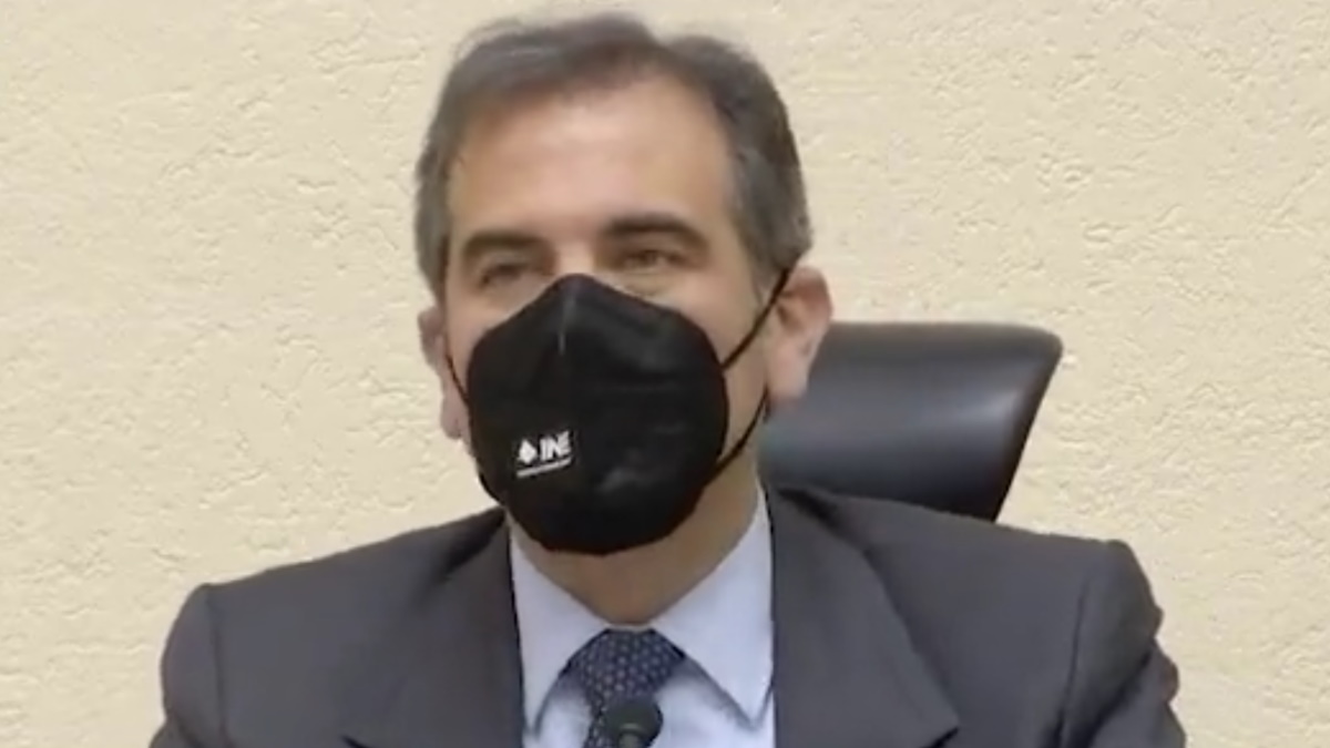 “Dejen ya trabajar al INE”, exige Lorenzo Córdova tras aprobar convocatoria para Revocación de Mandato