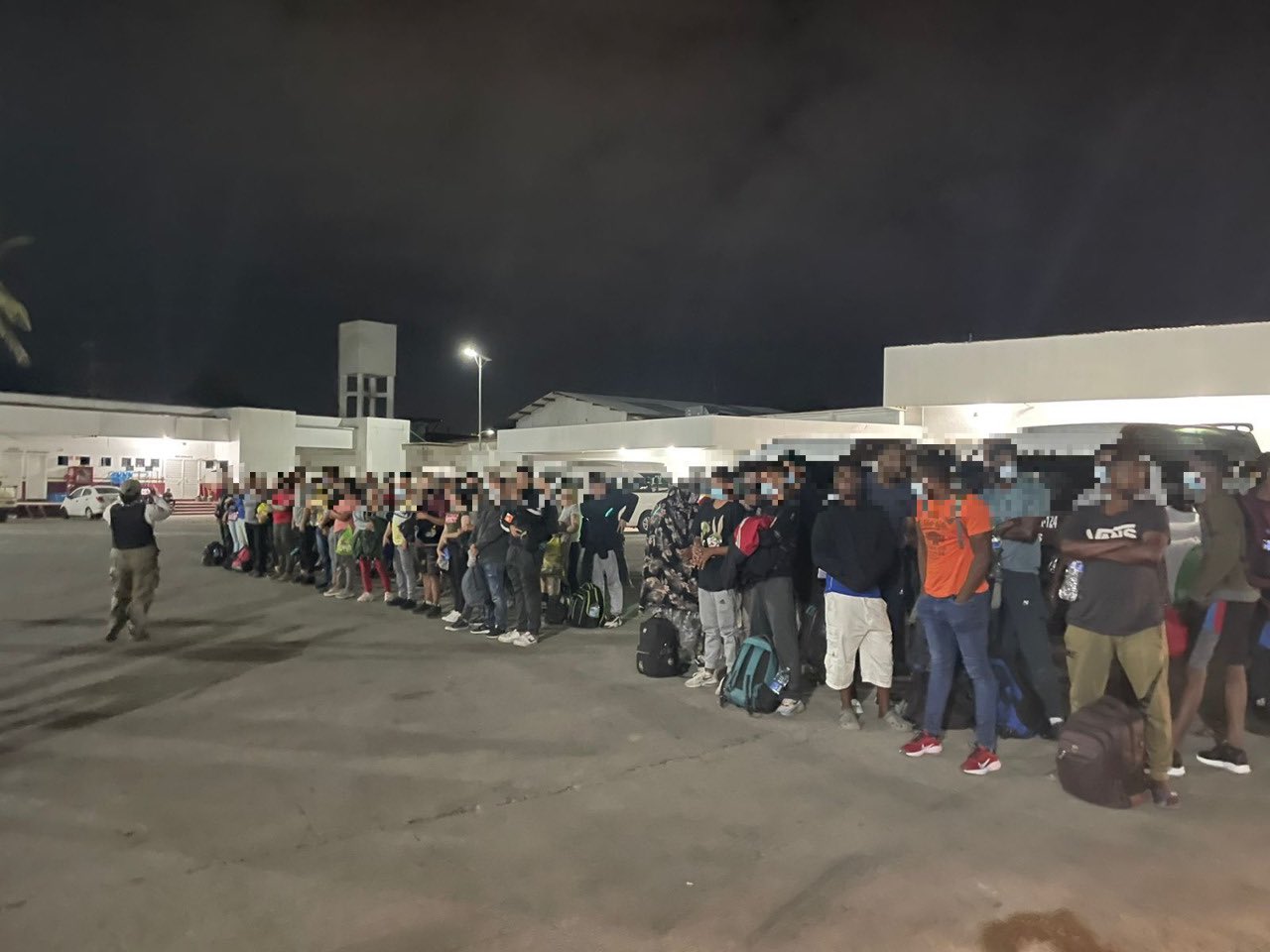 Detienen en Tapachula a decenas de migrantes en redadas