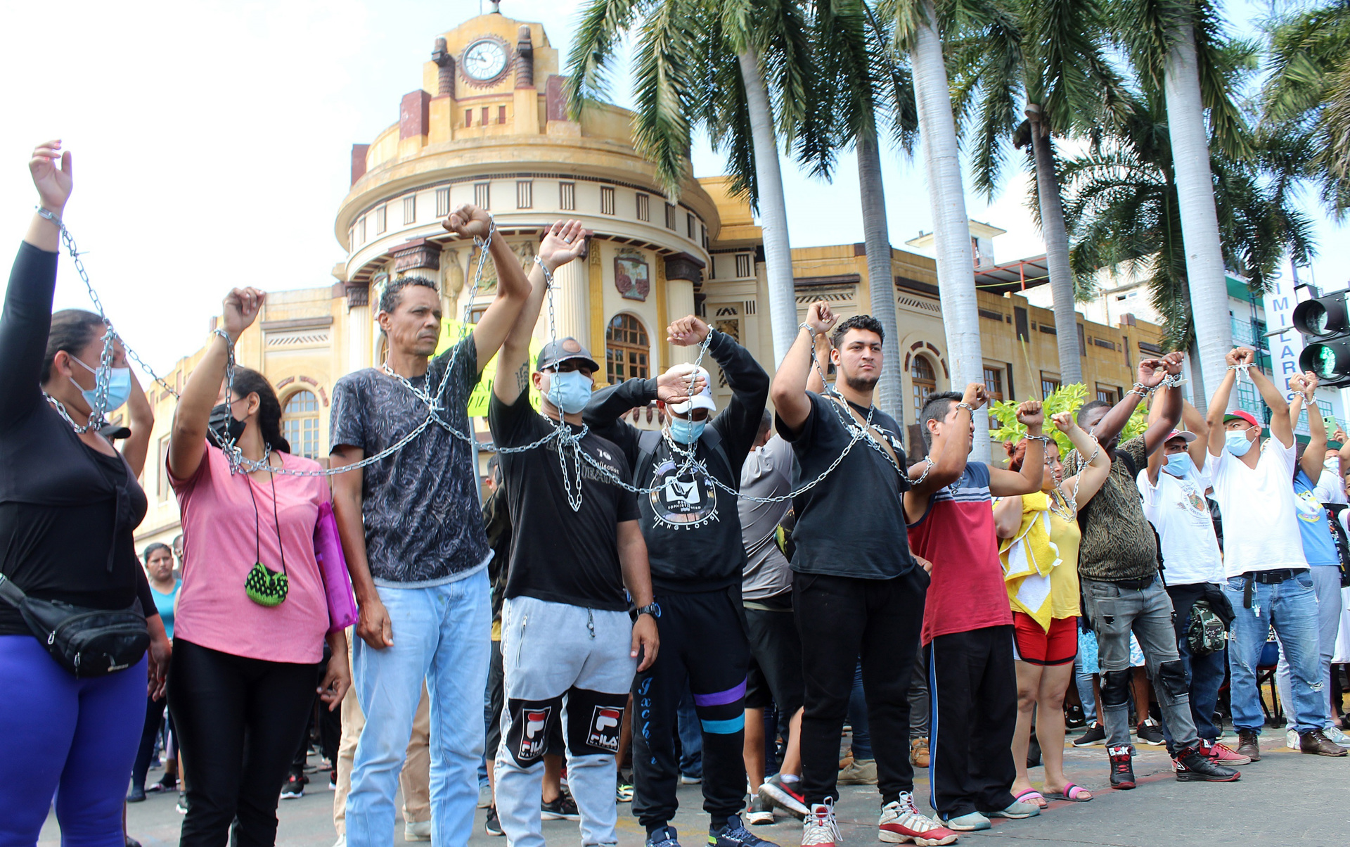 Migrantes en México exigen visados y denuncian persecución de las autoridades