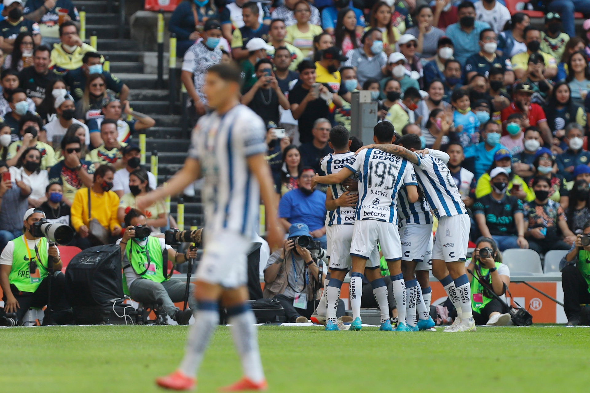 Pachuca derrota 3-1 al América, que profundiza su crisis en este Clausura 2022