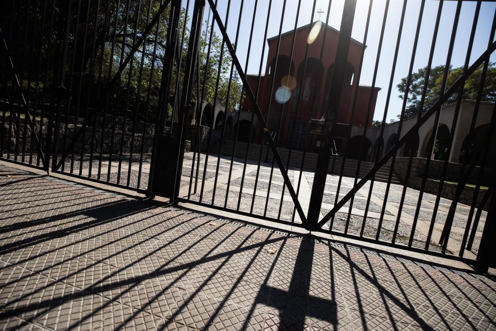 Silencio e impunidad, la sombra de los abusos en la Iglesia latinoamericana - parroquia-del-sagrado-corazon-de-jesus-de-providencia-en-santiago-de-chile-1024x683