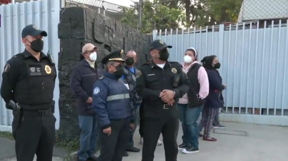 SSC vigila ingreso de alumnos en secundaria de Iztapalapa tras menor armado