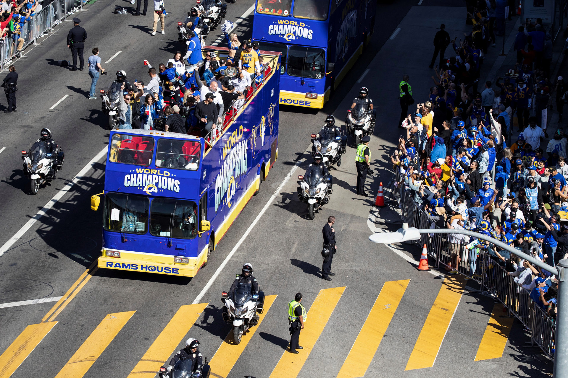 Los Ángeles se da con los Rams la fiesta que se debía por Lakers y Dodgers