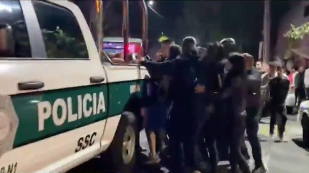 Robo de motocicleta en la colonia Morelos deja un herido y dos detenidos